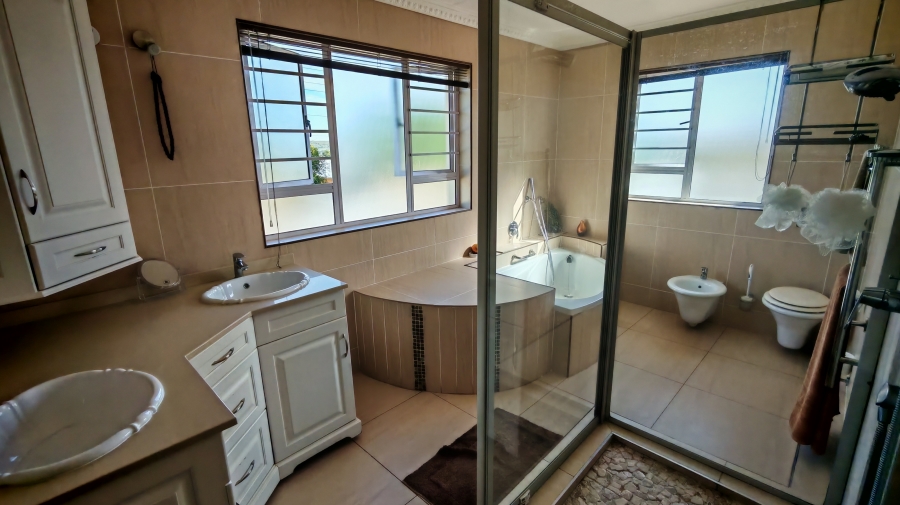 3 Bedroom Property for Sale in Cradock Eastern Cape